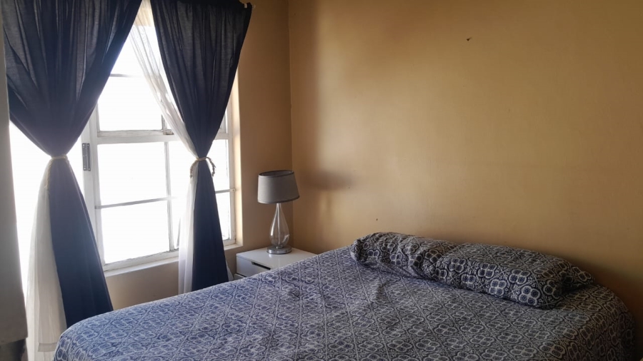 To Let 2 Bedroom Property for Rent in Thornton Western Cape